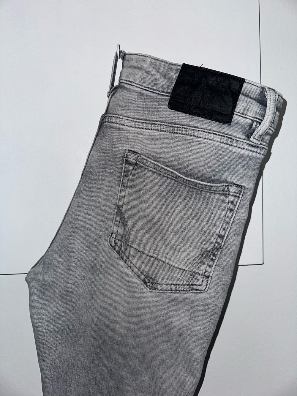 AllSaints Gray Slim Straight Jeans 30/32